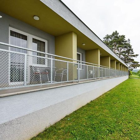 Hotel Rakovec Брно Экстерьер фото