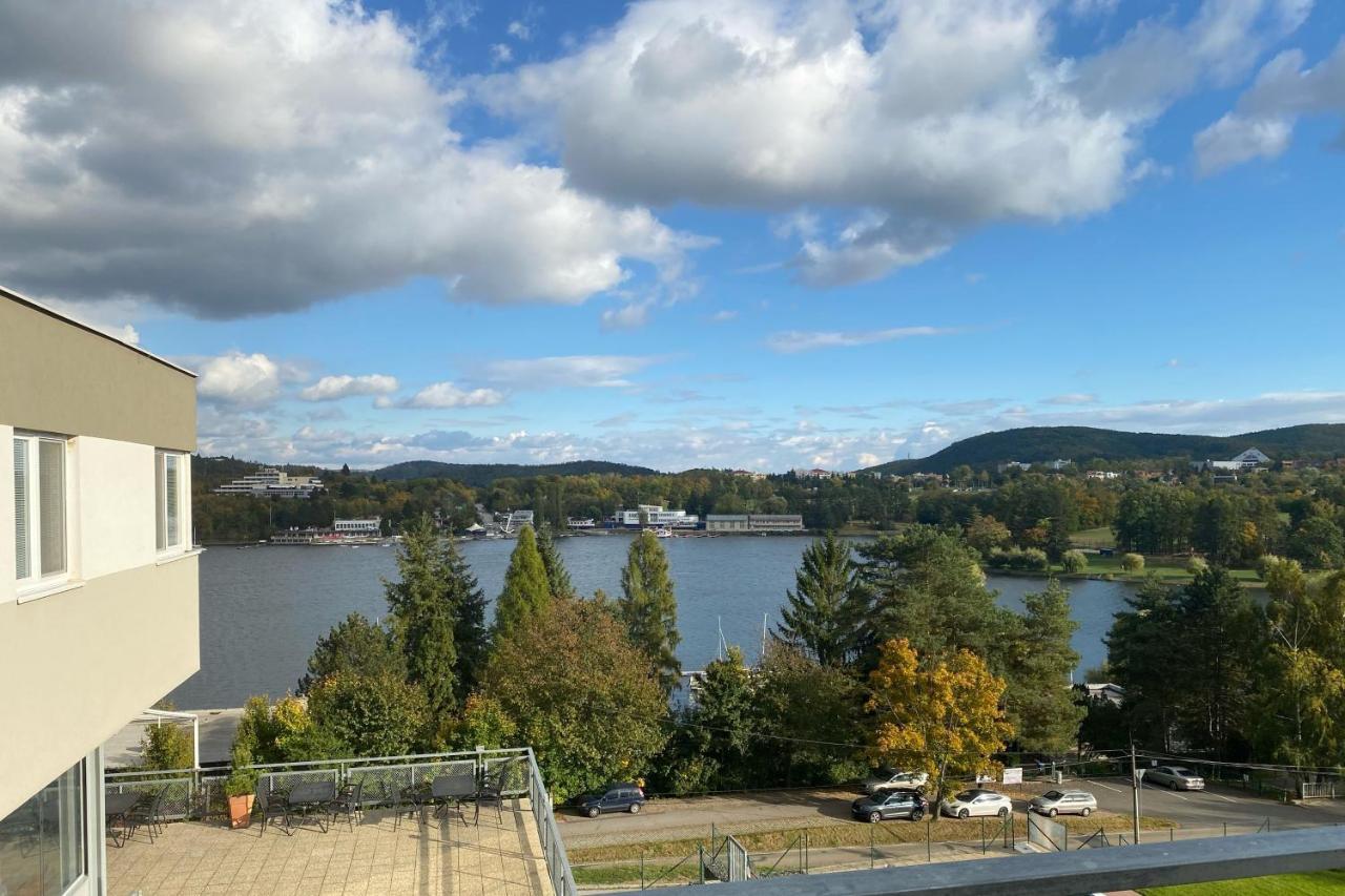 Hotel Rakovec Брно Экстерьер фото