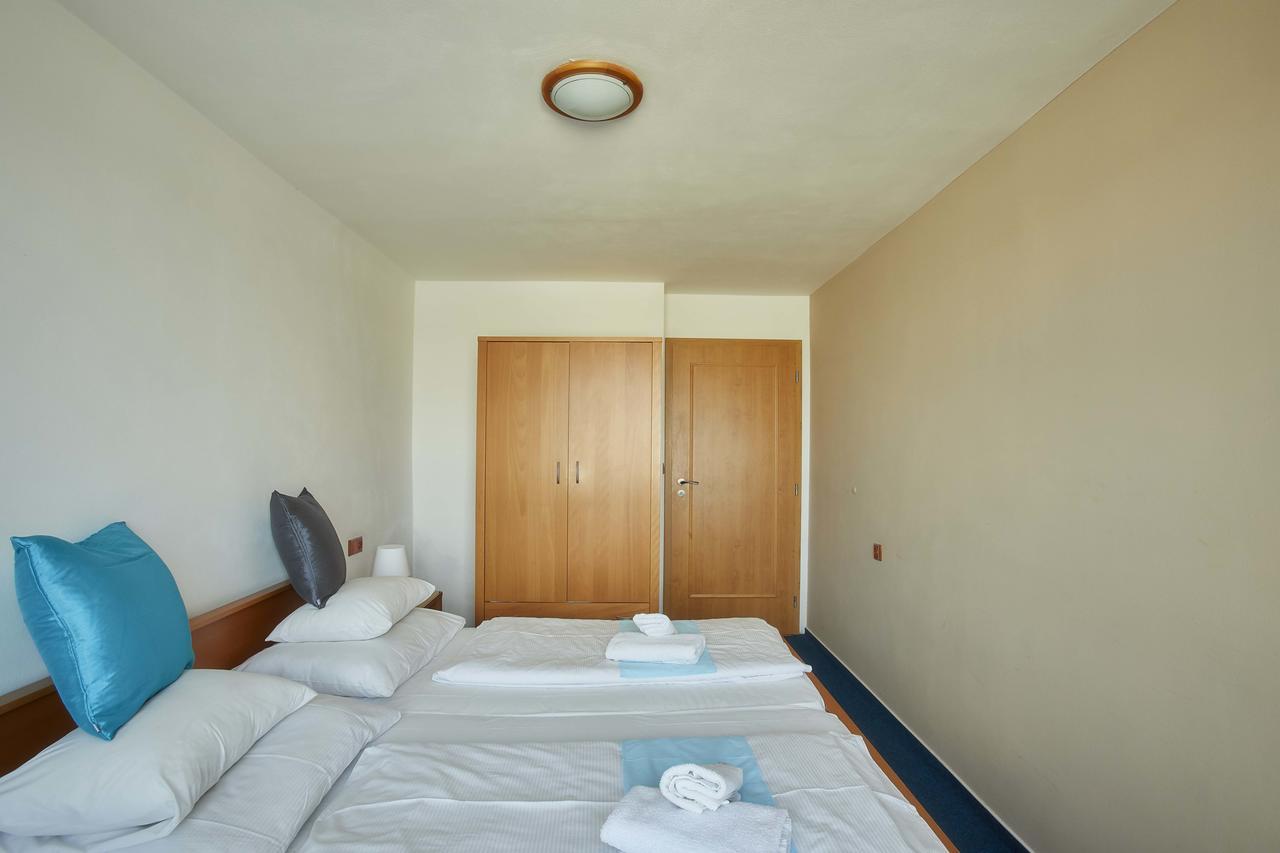 Hotel Rakovec Брно Экстерьер фото